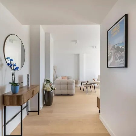 Luxury Penthouse Center